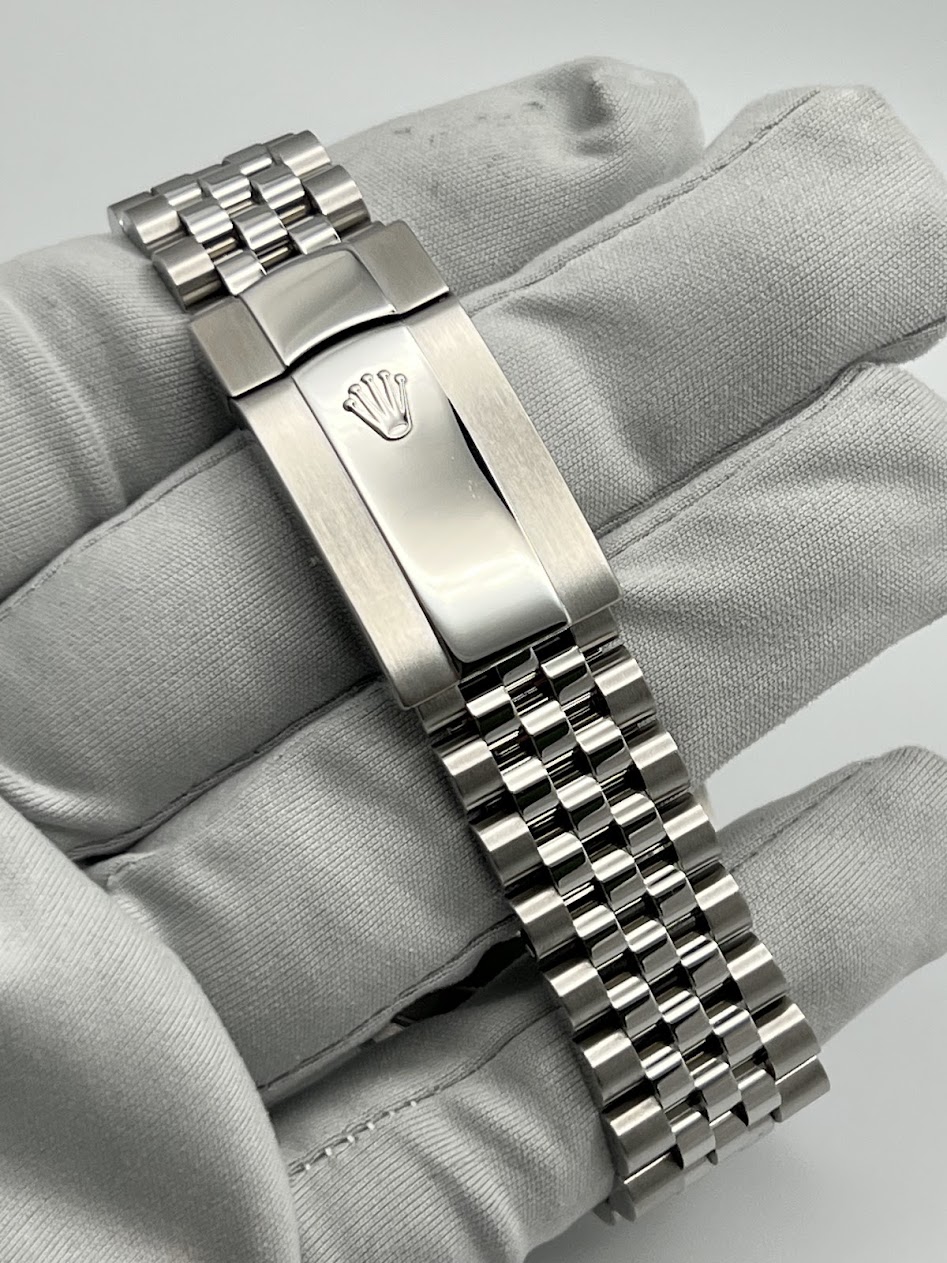 2024 Rolex Datejust 41mm 126334 - Image 2